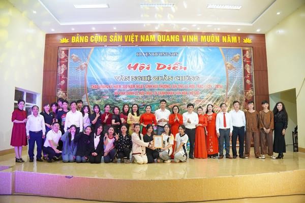 Sơn Ninh giành giải nhất hội diễn nghệ thuật quần chúng cụm I huyện Hương Sơn năm 2024